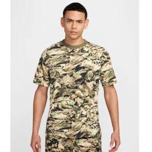 ✔️NWT✔️ NIKE ACG Dri-Fit Loose Tee Camo
